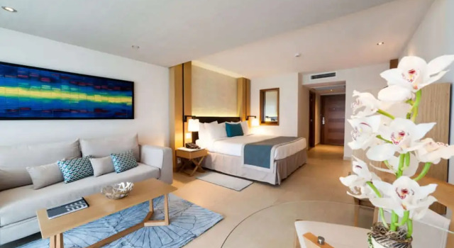 Двухместный полулюкс Sonesta Ocean Point Resort- All Inclusive
