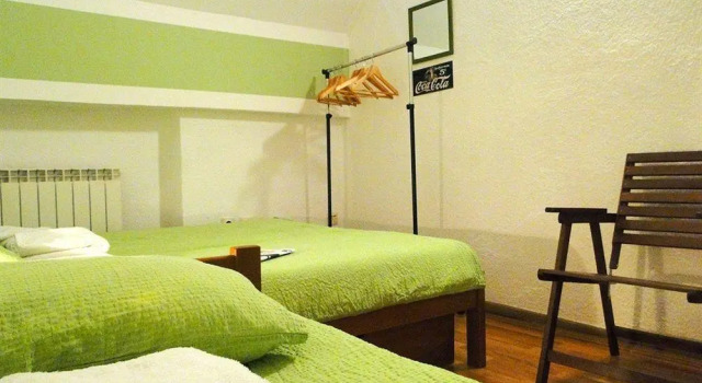 BBS House Hostel, Book Hostel / Vandrerhjem Hostels i Central Serbia, Hostel / Vandrerhjem