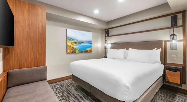 Четырёхместный номер Standard c 1 комнатой Hilton Vacation Club Tahoe Seasons Lake Tahoe