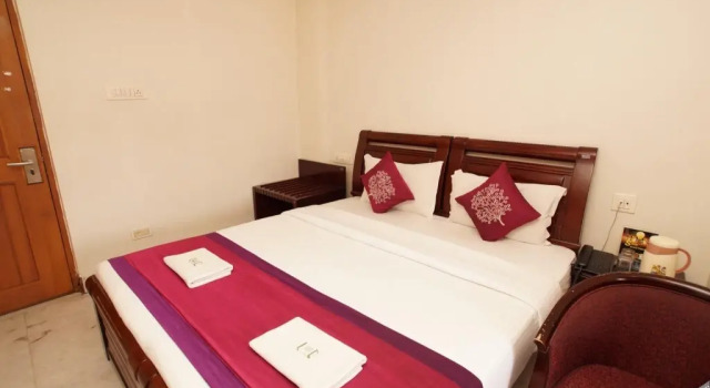 Lloyds Guest House, North Boag Road, T. Nagar, Забронировать Гостевой дом Отели штата Тамилнада с завтраком, Завтраки