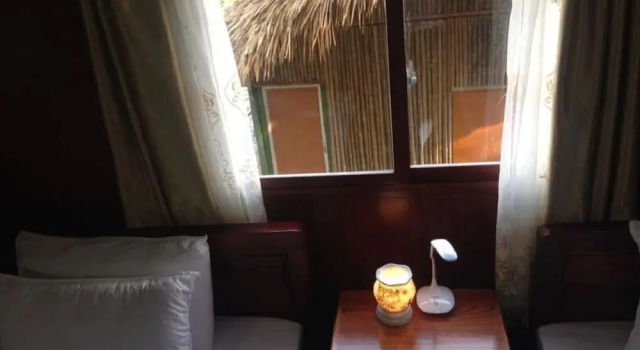 Четырёхместное бунгало с балконом Green Hill Hostel & Tour