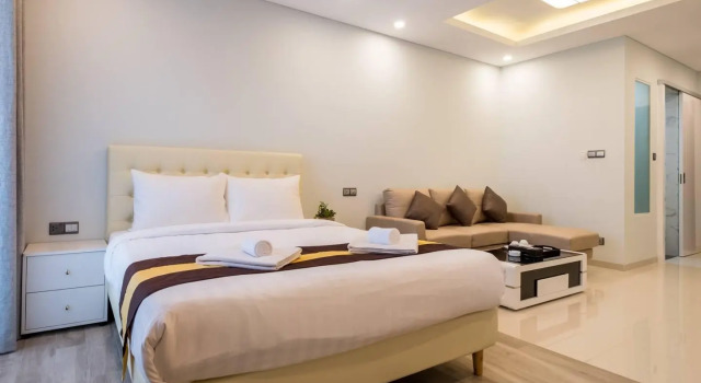 Diamond Twin Tower Condo And Office Centre