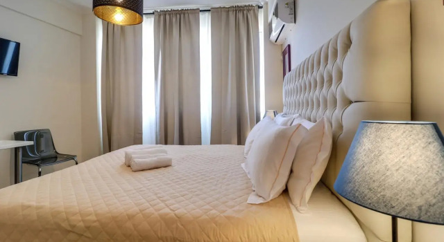 Ermou Fashion Suites #508 @ Plaka - King Size Bed, Забронировать Отель Афины Острова Саронического залива - Аттика, рядом с Холм Филопаппос