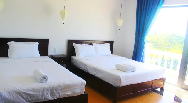 Трёхместный номер Deluxe с видом на сад Hoang Y Homestay