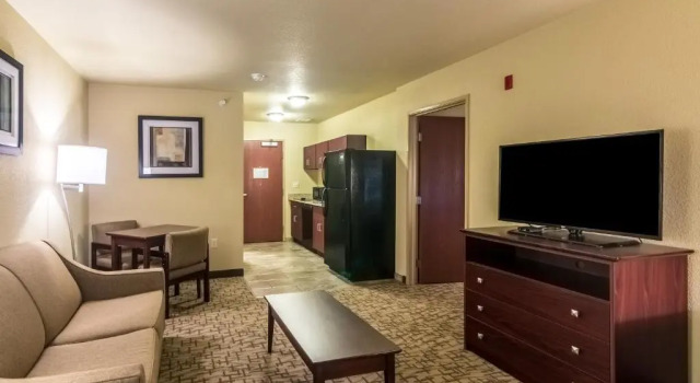 Люкс Cobblestone Inn & Suites - Lakin
