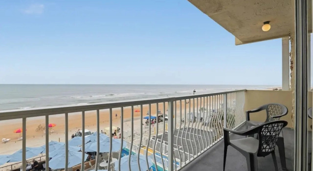 Люкс Deluxe Ocean East Resort Club