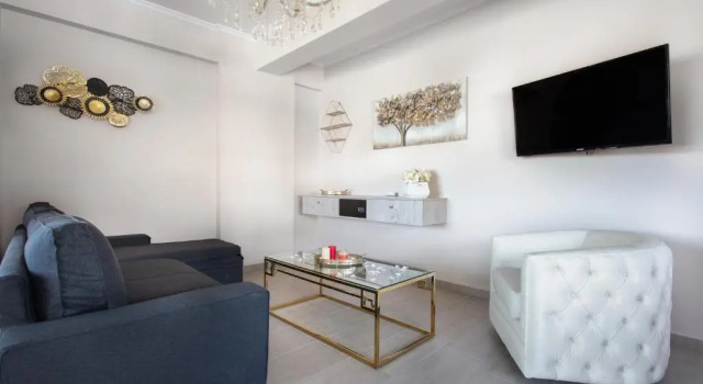 Апартаменты Royalty Suites Loft