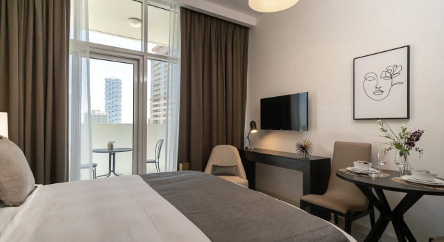 Luxury studio with balcony in Dubai