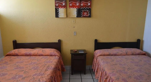 Hotel Gomez