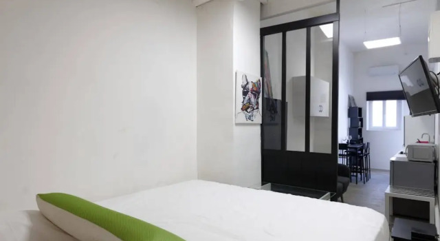 Joliette Studio privé, Забронировать Отель Отели Марселя с парковкой, рядом с Национальный театр Марселя Ла Крие, Парковка