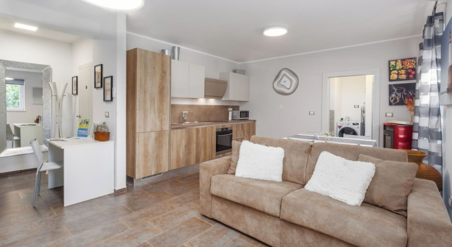 Апартаменты с балконом House Cetiri Hrasta