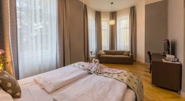 Трёхместный номер Superior Wellness & Spa hotel Villa Regenhart