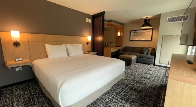 Номер Hyatt Place Austin / Lake Travis / Four Points