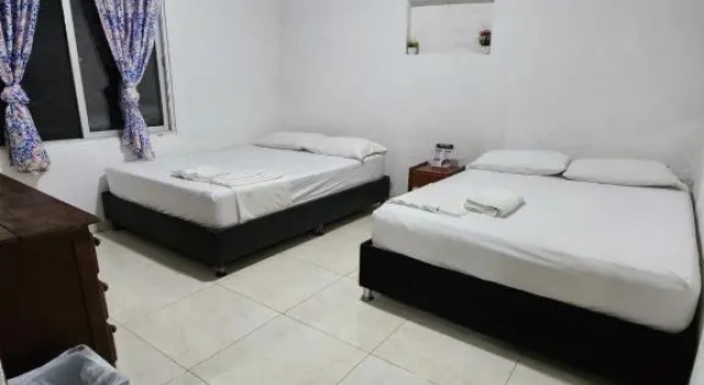 Четырёхместный номер Standard Eco Hotel El Reposo Melgar