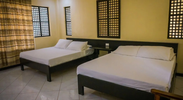 RedDoorz Premium @ Ouan's the Farm Resort, Prenota Agriturismo Lucena Luzon