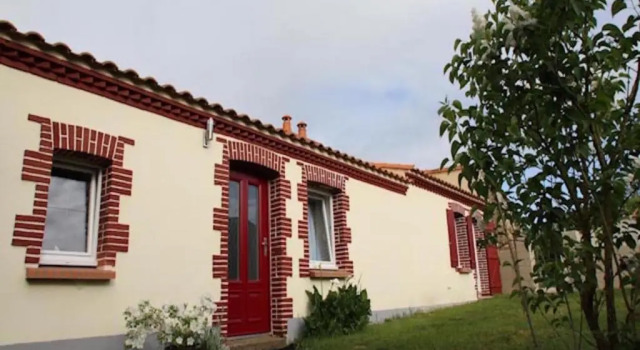 La Courtoise "Chez Gustine", Rezervasyon Otel La Marne 