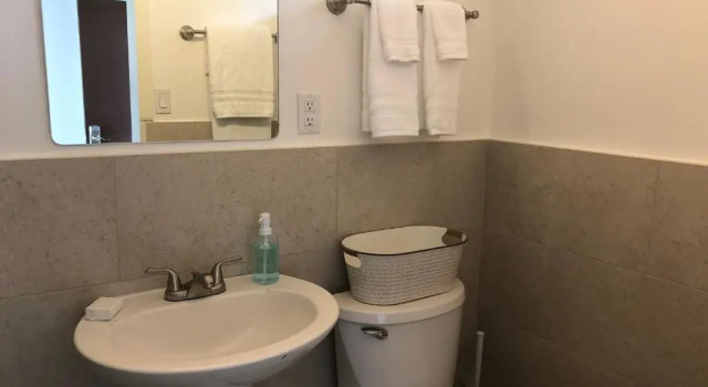 Двухместный номер Deluxe Цокольный этаж Kona Tiki Hotel - No Resort Fees