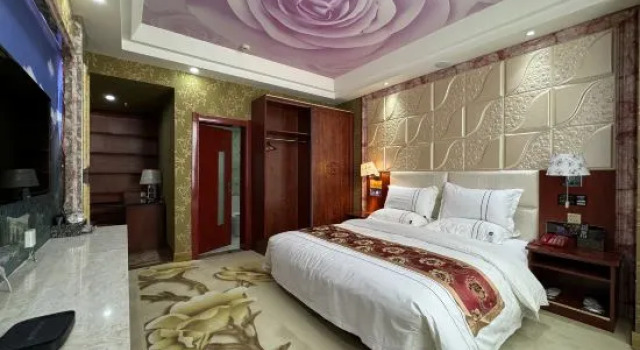 Люкс Business Tongren Longwu Hotel