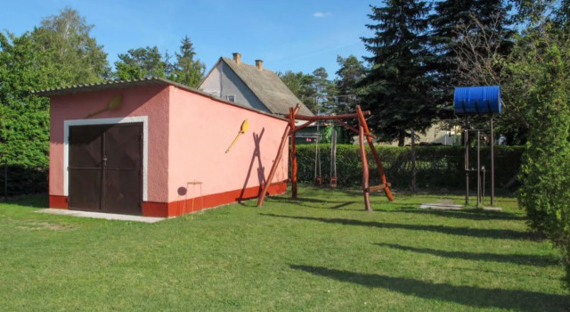 Holiday Home Wolf by Interhome, Prenota Hotel Balatonmáriafürdő 