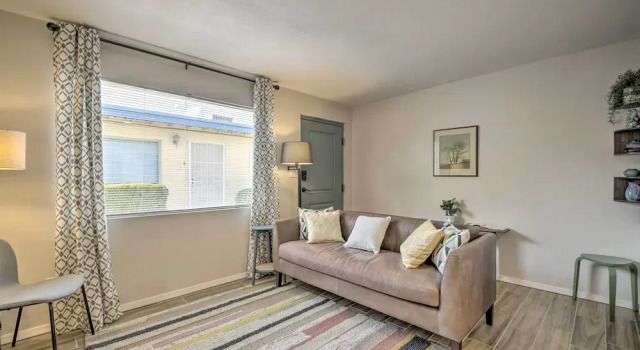 Апартаменты Walk to Old Town Scottsdale: Apartment w/ Patio!