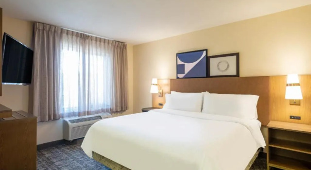 Люкс с 2 комнатами Staybridge Suites Milwaukee Airport South by IHG