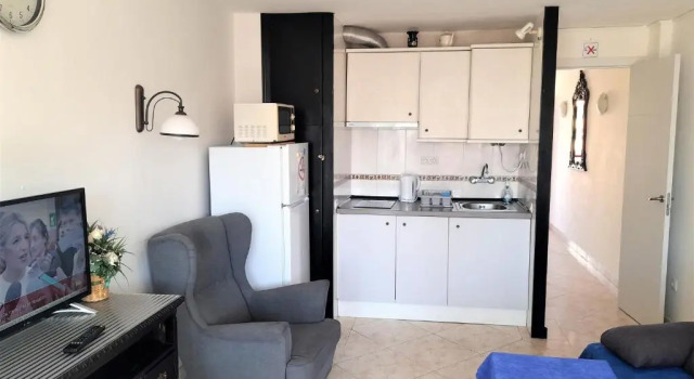 Apartment Sea View in Rincon de Loix- free parking, pool, Wi-Fi, new air conditioning