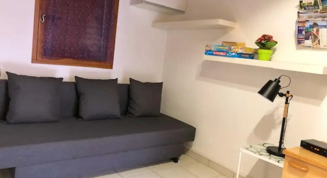 House With one Bedroom in Saint-martin-de-brômes, With Shared Pool and Enclosed Garden, Rezervovat Hotel Hotely v Valensole Plateau s bazénem, Bazén