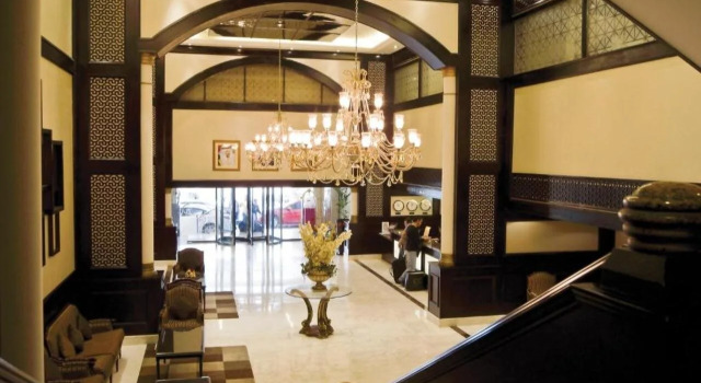Отель Carlton Tower Hotel