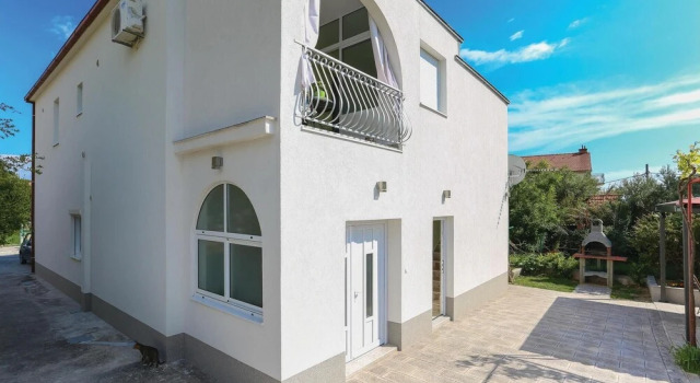 Nice Home in Kastel Stari With Wifi and 1 Bedrooms