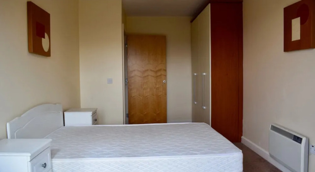 1 Bedroom Apartment Dublin, Забронировать Апартаменты/квартира Отели Дублина с парковкой, рядом с Dublin City Council, Парковка