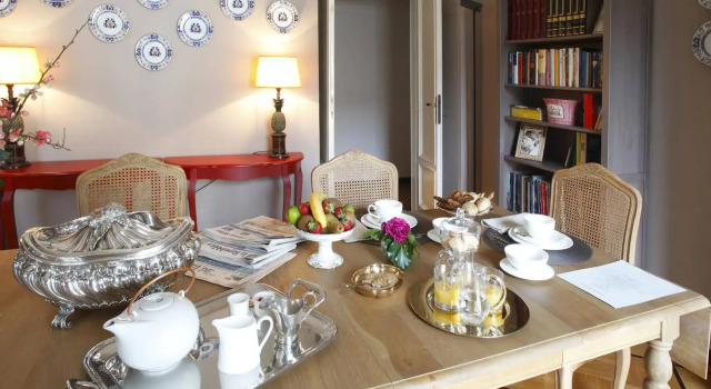 B&B Bonaparte Suites
