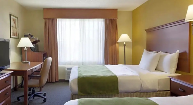 Двухместный люкс c 1 комнатой Country Inn & Suites by Radisson, Norman near University
