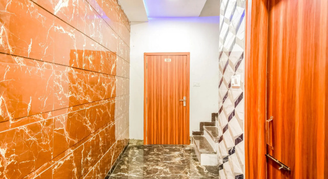 SPOT ON 64014 Hotel Royal House, Book Hotel Amritsar Punjab