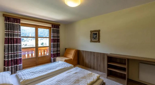 Ferienwohnung Dependance Faschl, Book Hotel Gosau 