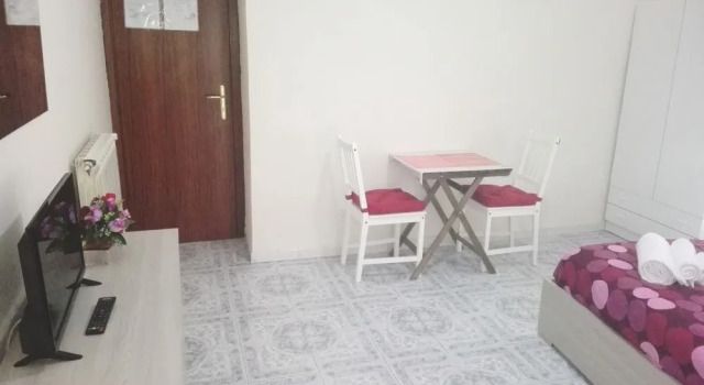 B&B Carbonara Napoli, Забронировать Отель «постель и завтрак» Отели Неаполя с парковкой, рядом с Ospedale degli Incurabili, Парковка