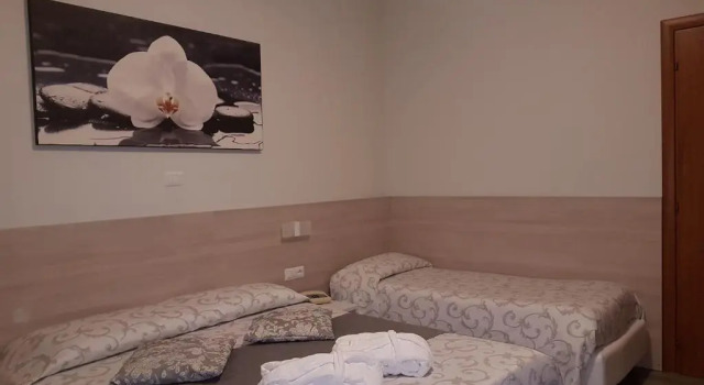 Трёхместный номер Standard Albergo Paradiso