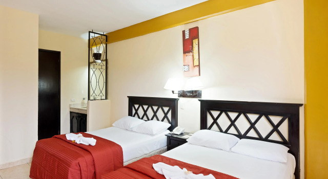 Hotel Plaza Mirador, Забронировать Отель Отели Мерида с парковкой, рядом с Merida Bus Station, Парковка
