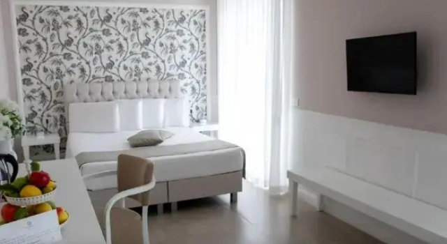 Трёхместный люкс Deluxe с видом на море Bianco Riccio Suite Hotel