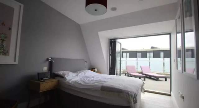 1 Bedroom Apartment in Hackney With Roof Terrace, Varaa Huoneisto Asunnot kohteessa Merseyside, Huoneisto