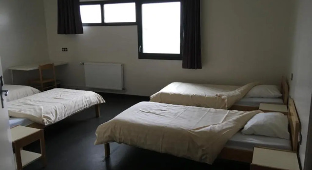 Четырёхместный номер Standard Auberge de jeunesse LEscale