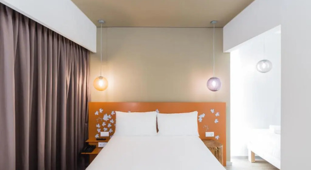 Трёхместный номер Superior Ibis Styles Lisboa Centro Marquês de Pombal