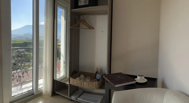 Номер Deluxe B. Equine Range Hotel