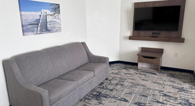 La Quinta Inn & Suites by Wyndham Milwaukee SW New Berlin