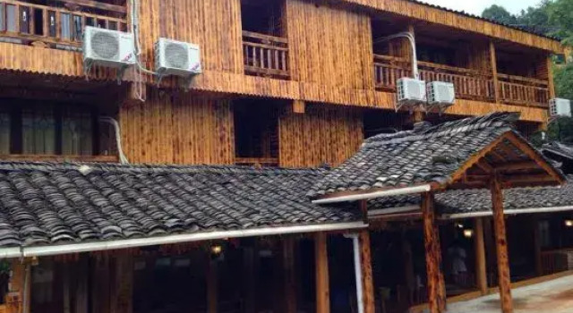 Longji Rice Terraces Fengya Mountain Dwelling B&B, Prenota Bed & breakfast Hotel a Longsheng con parcheggio, Parcheggio