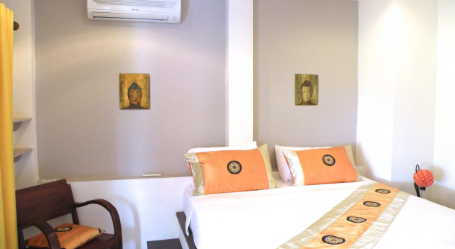 Pink House Guest House Lamai - Pool & Sea View, Забронировать Отель Отели Южного Таиланда с парковкой, Парковка