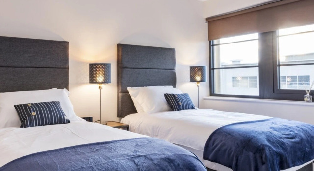 Oakdale at Wessex, Book Hotel Farnborough Surrey