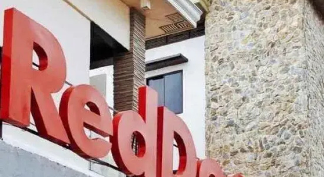 RedDoorz Plus @ Conclave Hotel Davao City