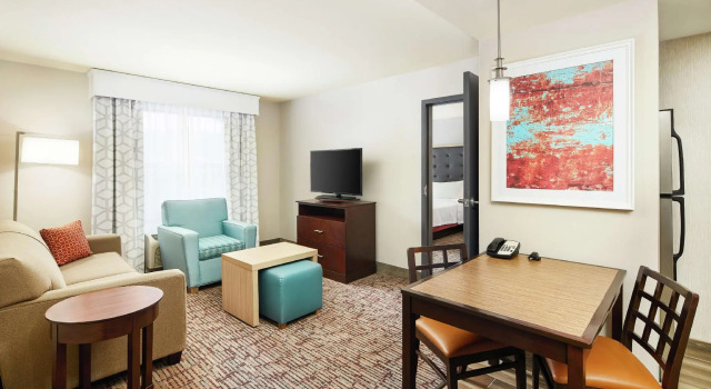 Четырёхместный люкс с 2 комнатами Homewood Suites by Hilton Columbus