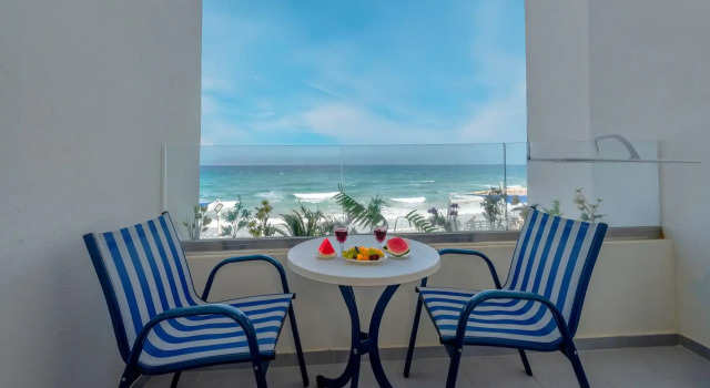 Двухместный номер Standard с видом на море Sunset Beach Hotel