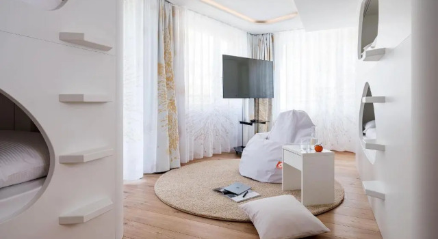 Капсула Neuro Campus Hotel by CERENEO PREVENTION